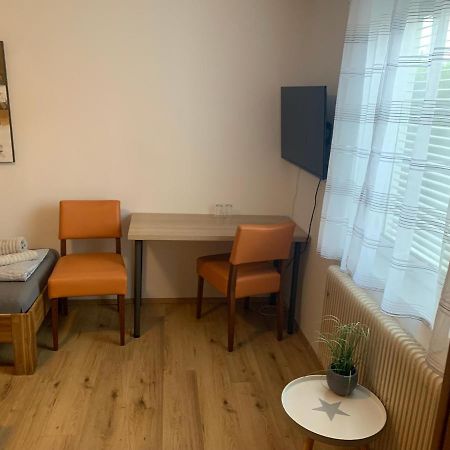 Roccos Raum Otel Kapfenberg Dış mekan fotoğraf