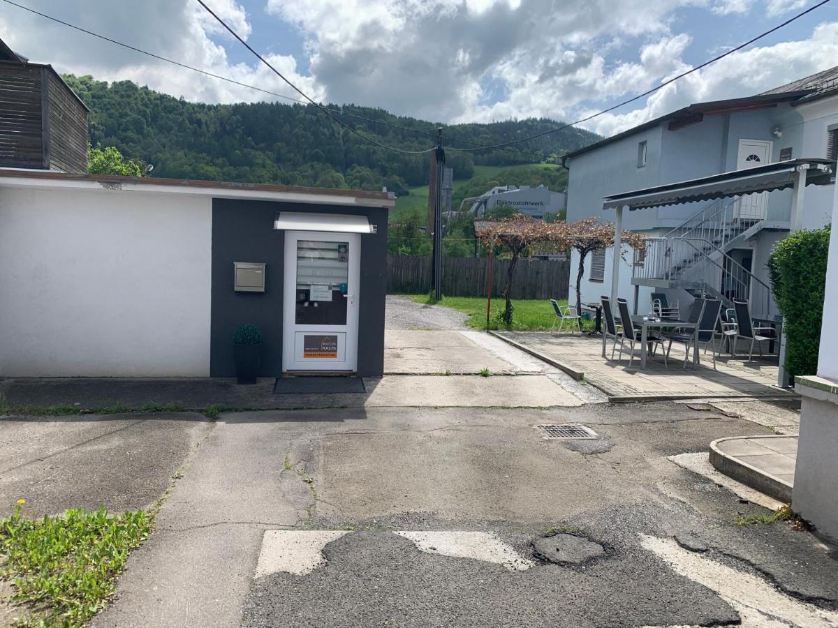 Roccos Raum Otel Kapfenberg Dış mekan fotoğraf